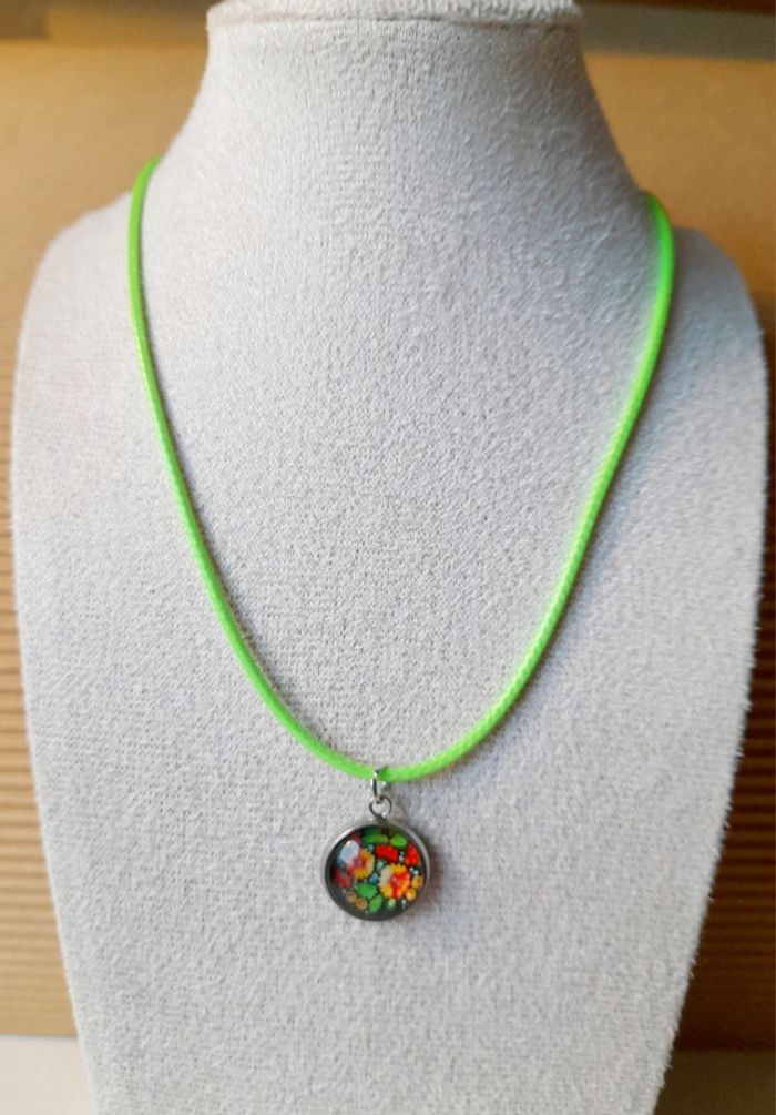 Créez votre collier fleuri 2 achetés 1 pendentif offert - photo numéro 5