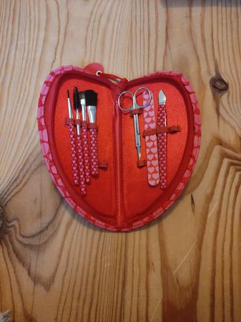 Kit maquillage et manucure