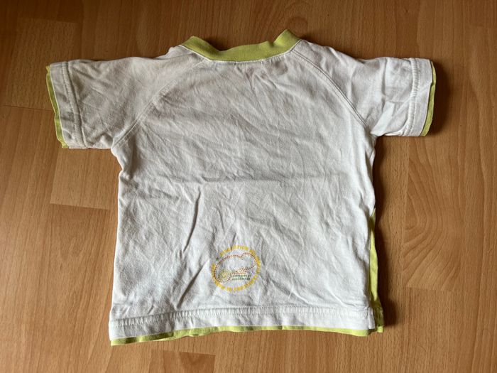 Beau T-shirt MC blanc et vert T. 18 mois/81 cm garçon TBE - photo numéro 2