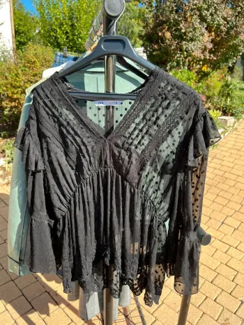 Blouse transparente noir Zara