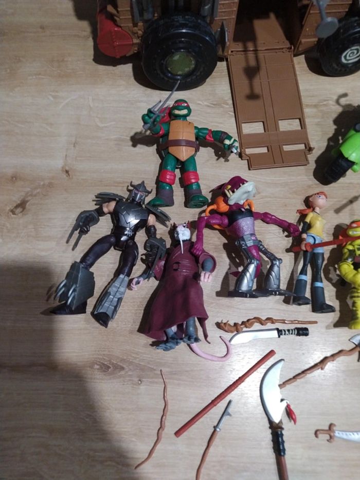 Lot tortues ninja 8 figurines 2 véhicules 2012 - photo numéro 5
