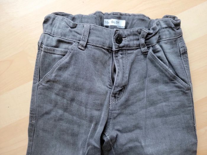 Pantalon garçon 10 ans style slim gris - photo numéro 2