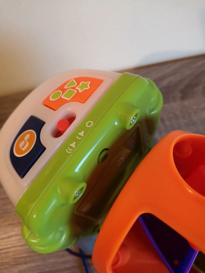 Jeu Camion son et lumière à tirer à formes Fisher Price - photo numéro 5