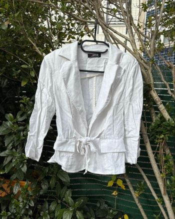 Joli blazer/veste morgan blanche