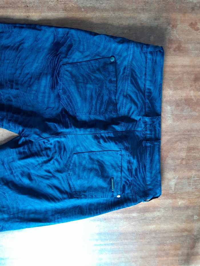 Tres joli pantalon voodoo - photo numéro 9