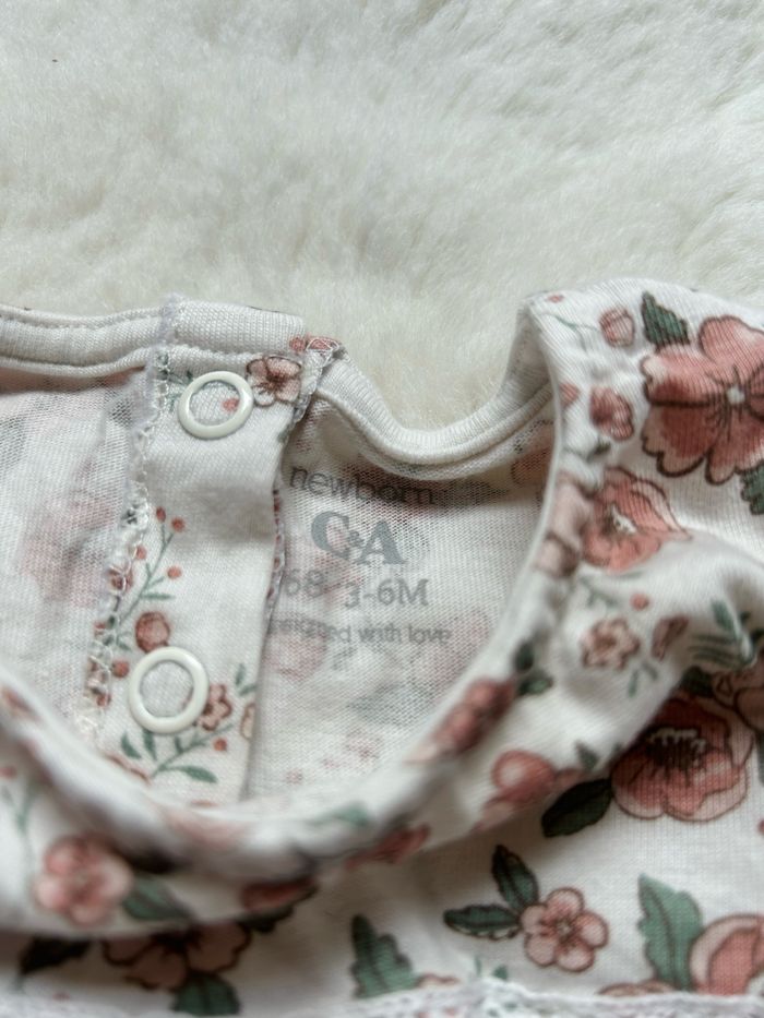 Haut fleuri - photo numéro 3