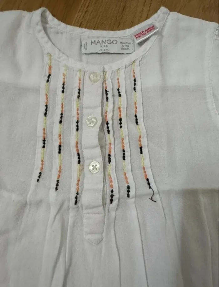 Superbe blouse t-shirt blanc Mango fille 12/18 mois - photo numéro 3