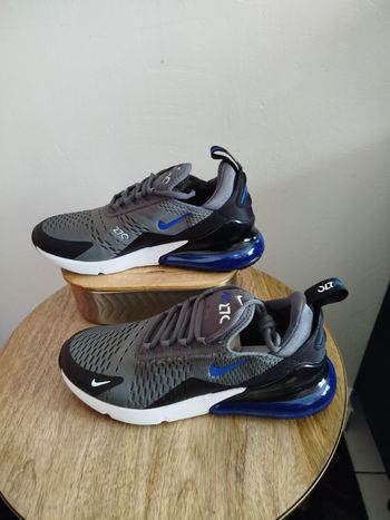 Baskets Nike T 40,5