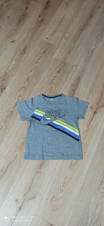 T shirt Nike 5 ans