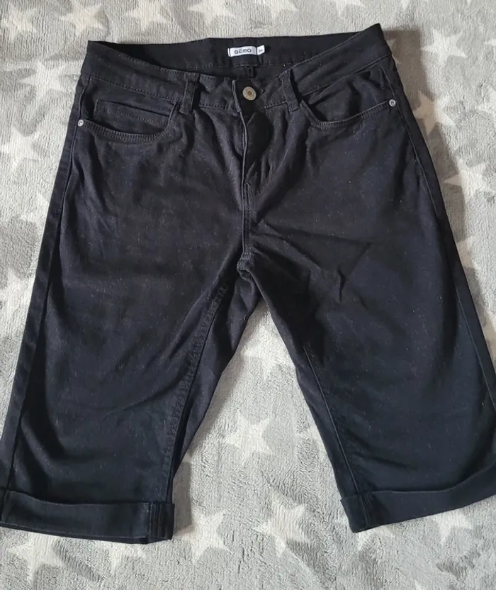 Bermuda noir taille 36