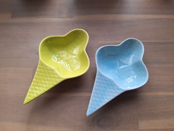 Lot 2 coupelles à glace 