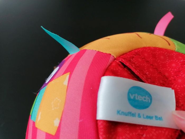 Balle jeu éveil bébé fille garçon ruban - photo numéro 3