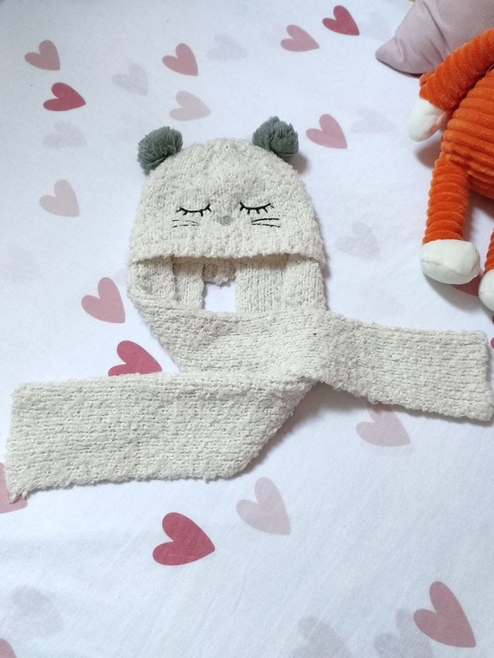 Bonnet avec écharpe intégrée - 12/18 mois - Très bon état - Orchestra - photo numéro 2