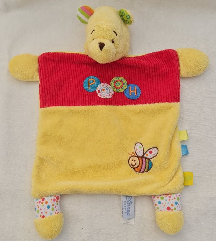 Doudou plat rectangle Winnie l'ourson Pooh - Abeille- Disney