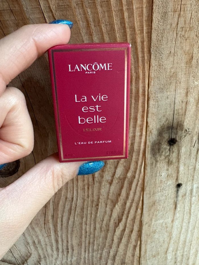 Miniature de parfum la vie est belle l’élixir 4 ML