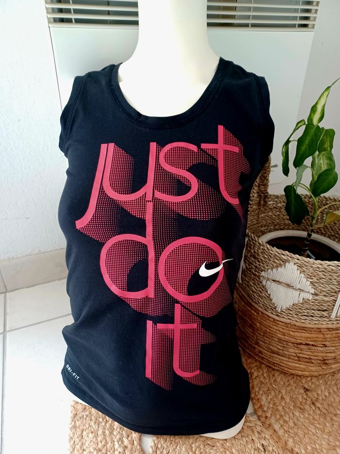 Débardeur Nike très bon état