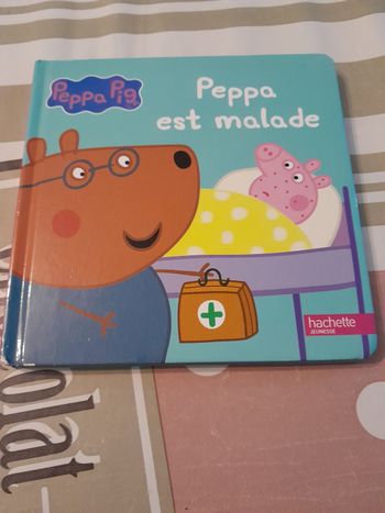 Livre peppa pig peppa est malade 