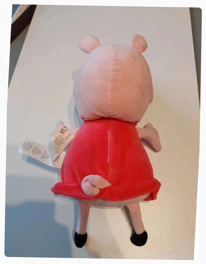 Peluche Peppa Pig - photo numéro 3