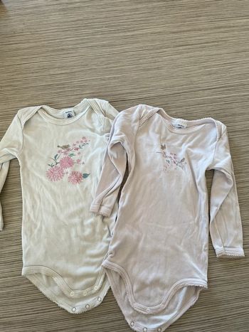 Lot de 2 body petit bateau 18 mois