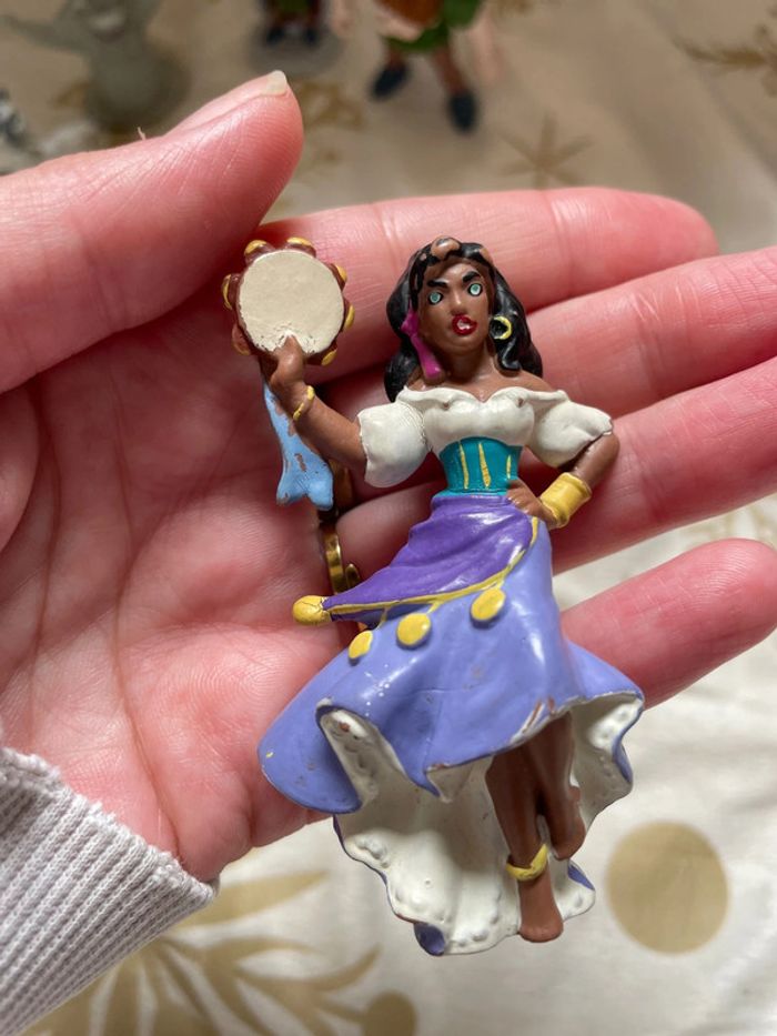 Lot de 6 figurines Le bossu de Notre Dame Disney - photo numéro 4