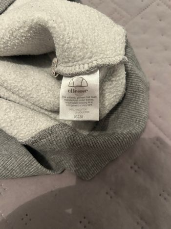 Pull Ellesse gris – Taille 36 – Très bon état