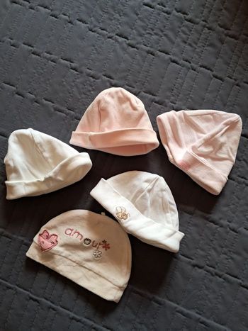 Lot 5 bonnets Naissance 50 cm