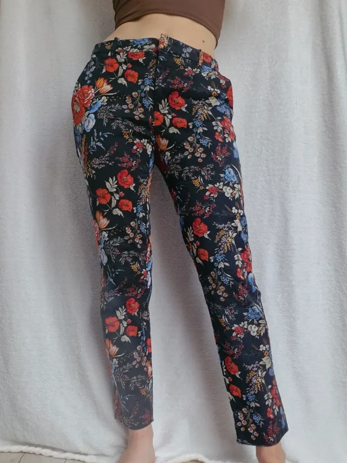 Pantalon fleuris🌹