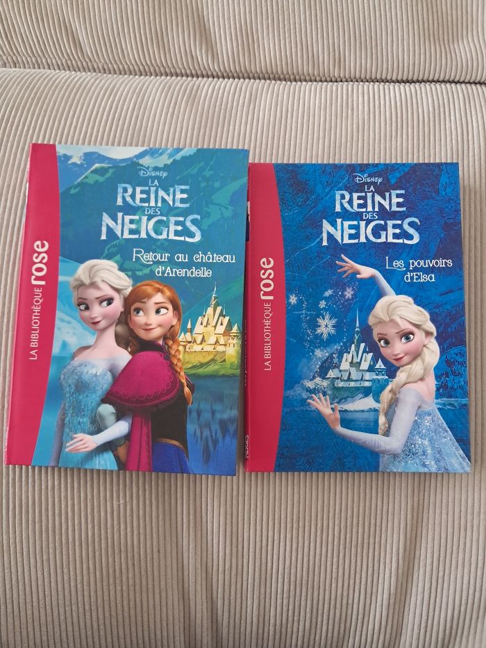 Lot 2 livres rose La Reine des Neiges numéro 1 et 3