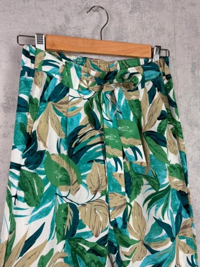 🌸 Pantalon à motif feuilles Emma Ella Taille 36/S 🌸 - photo numéro 2