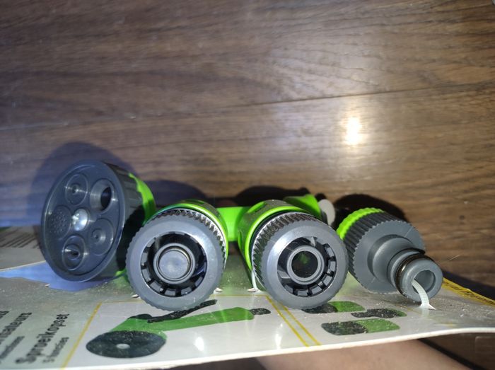 Lot de Pistolets pulvérisateur et accessoires neuf KINZO - photo numéro 6