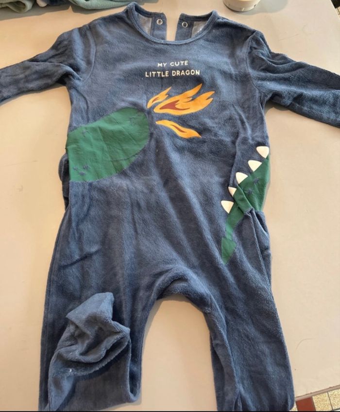 Lot de pyjamas - photo numéro 3