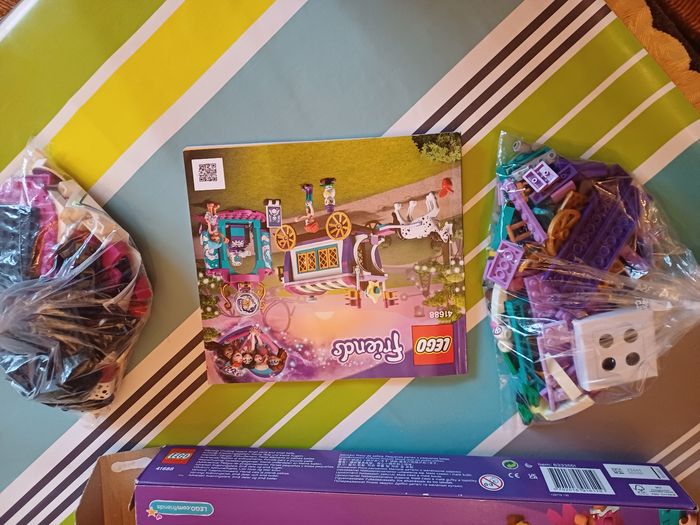 Lego friends 41688 roulotte magique - photo numéro 3