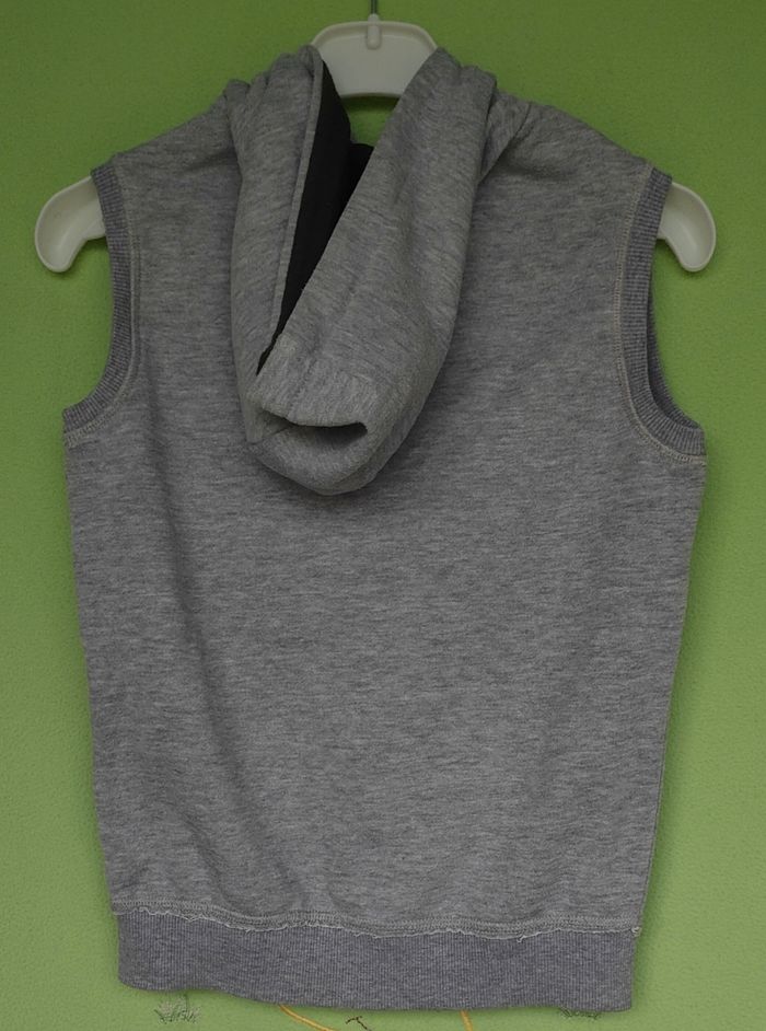 Veste SM à capuche taille 10 ans - photo numéro 3