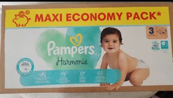 Couches Pampers