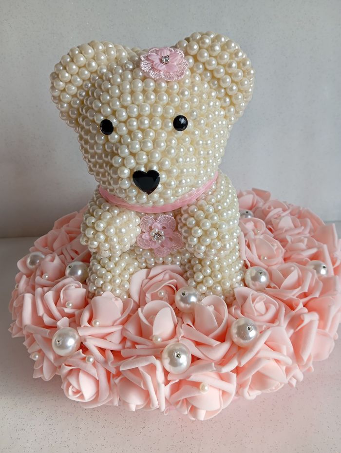 Composition florale, ourson en perles - photo numéro 2