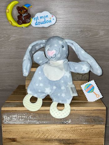 ACT06 doudou lapin 🐰 action