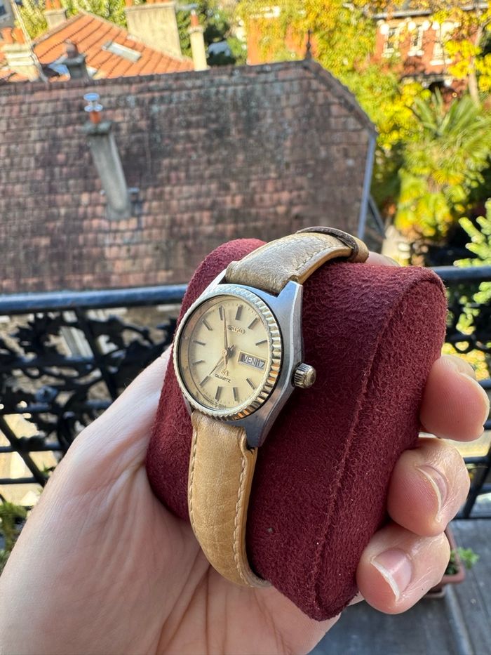Montre Seiko Quartz vintage dorée – Années 70/80 – Pile neuve – Bracelet cuir ZRC fait main - photo numéro 4