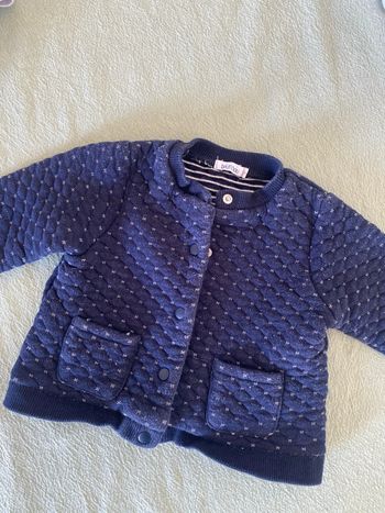Gilet épais taille 9 mois
