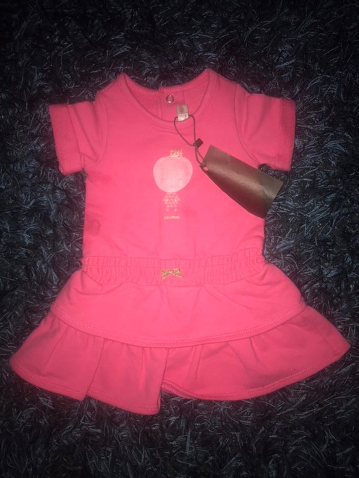 Petite robe catimini neuve avec étiquette un mois