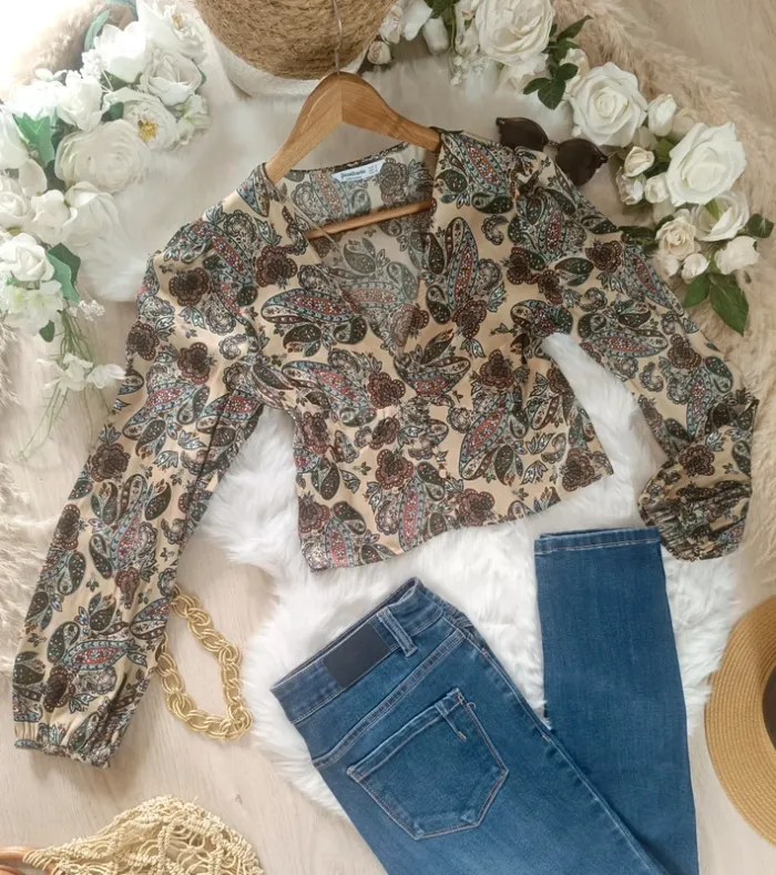 Jolie haut stradivarius taille M