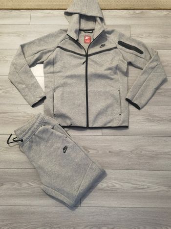 Survêtement Nike Tech Fleece gris