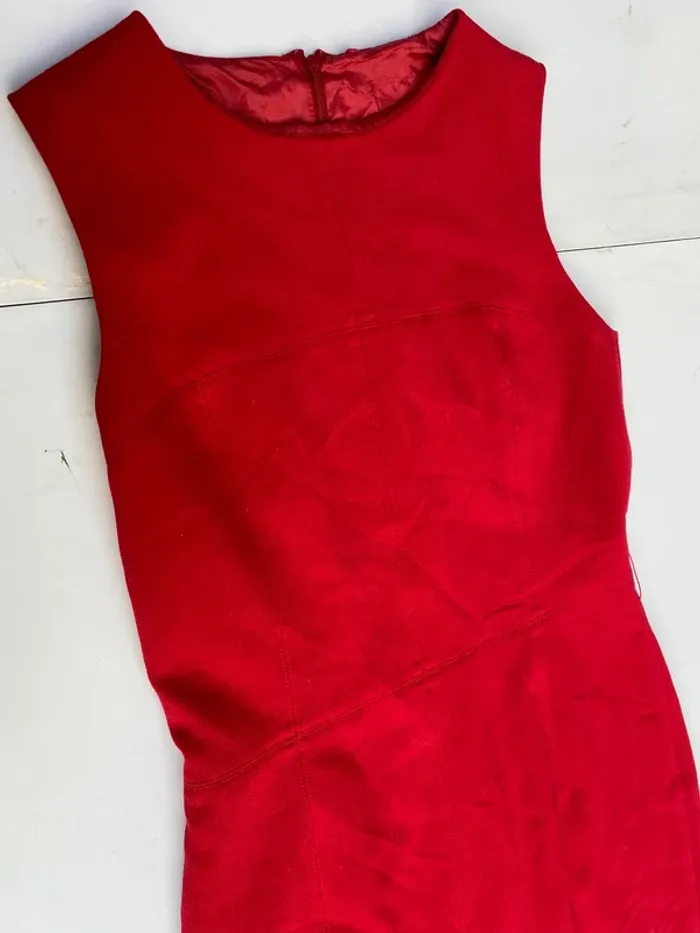Robe rouge - photo numéro 3