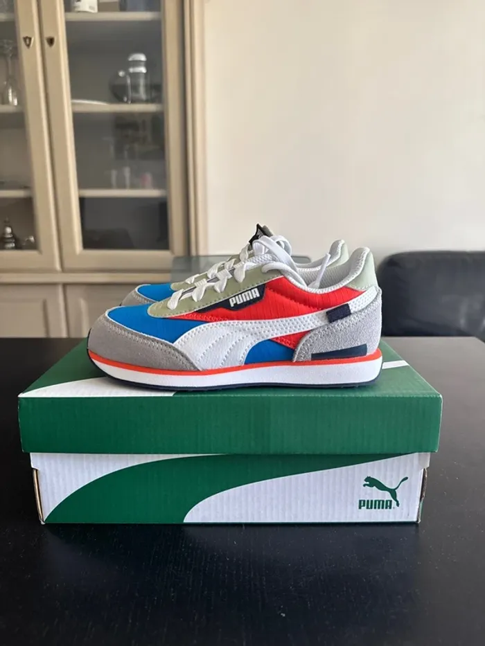 Baskets Puma enfant multicolores – neuves, pointure 32
