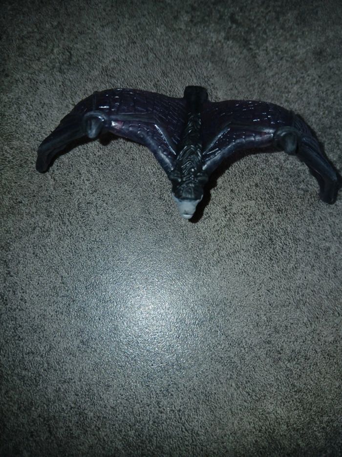 Figurine chauve-souris
