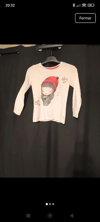 Pull 6/8 ans très Bon état