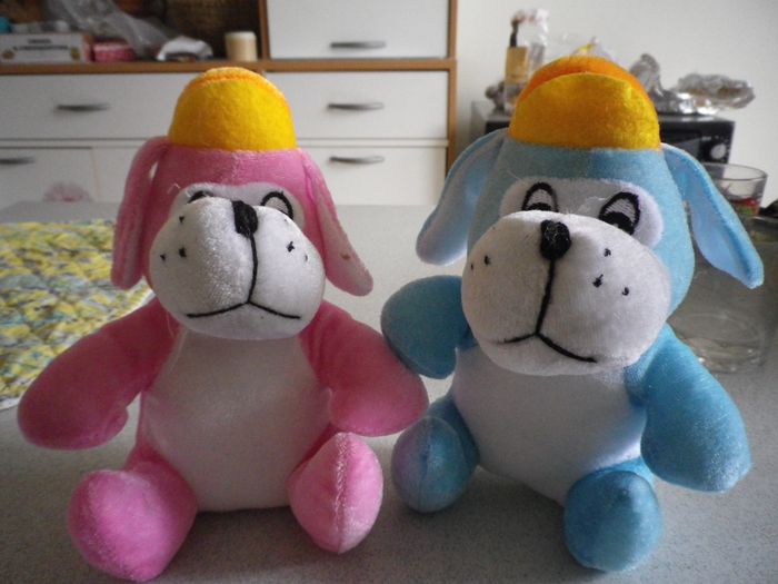 COUPLE DE PELUCHES