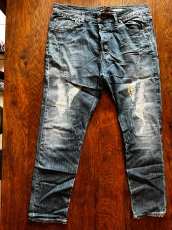 Jeans Please