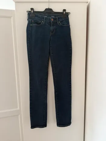 Jean Levis  demi curve modern rise straight 🌸 25 34 36