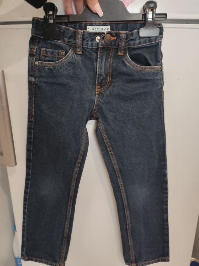 #kytie5ansgarcon. Jean regular taille 5 ans