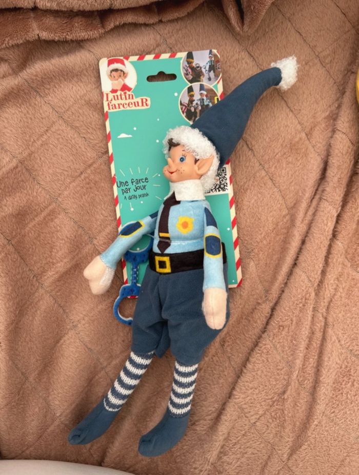Lutin farceur le gendarme - photo numéro 2